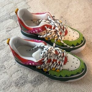 NEW FARM Rio Beaded Sneakers Size 7